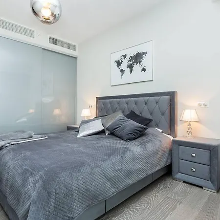 Meerhof Luxury Apartment-free Garage Parking 公寓