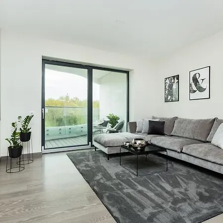 Meerhof Luxury Apartment-free Garage Parking Tallinn