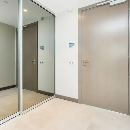 Meerhof Luxury Apartment-free Garage Parking 公寓 *