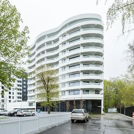 Meerhof Luxury Apartment-free Garage Parking Appartement *